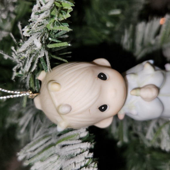 1985 Enesco Precious Moments ornament. - Picture 2 of 4